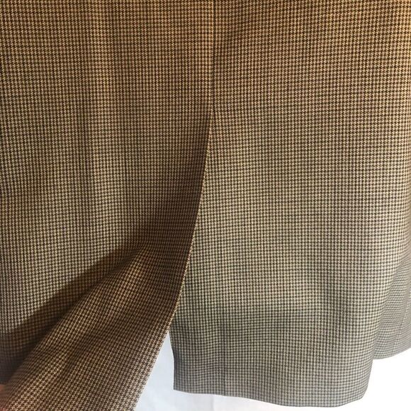 Lauren Ralph Lauren 100% Wool Fully Lined Brown Plaid Blazer. Size 50L - Picture 8 of 9